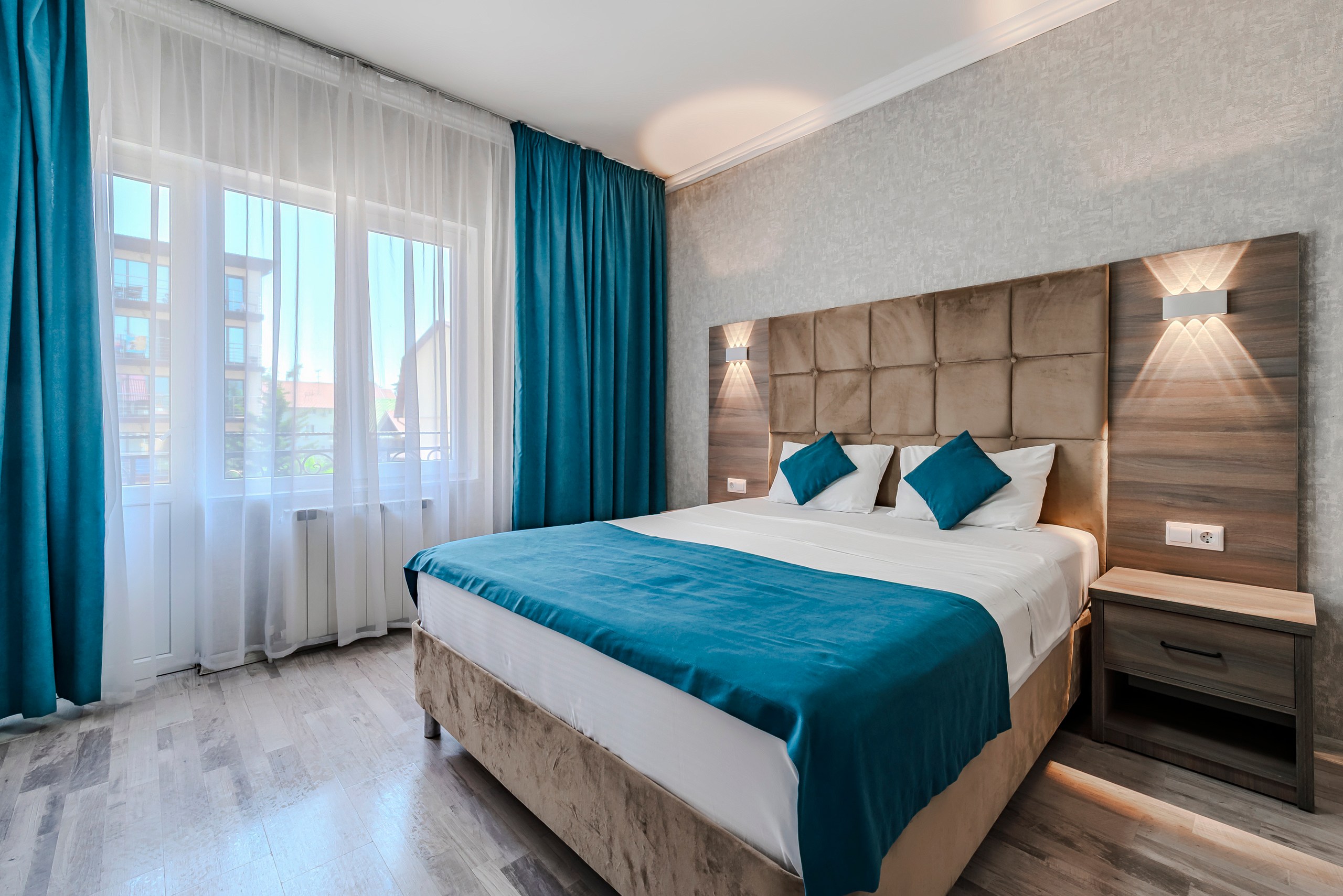 SHA_6518-HDR_resized