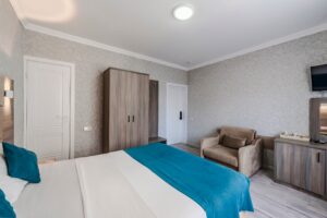 SHA_6539-HDR_resized